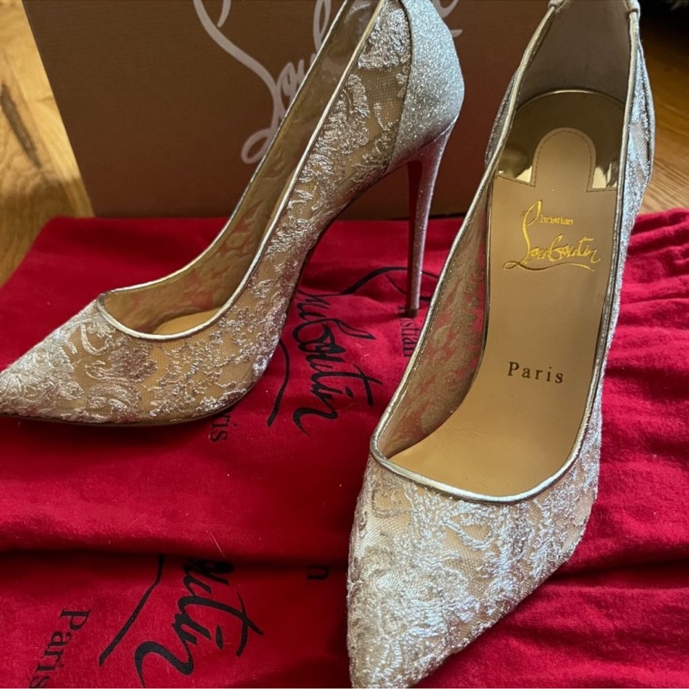 Lace follies